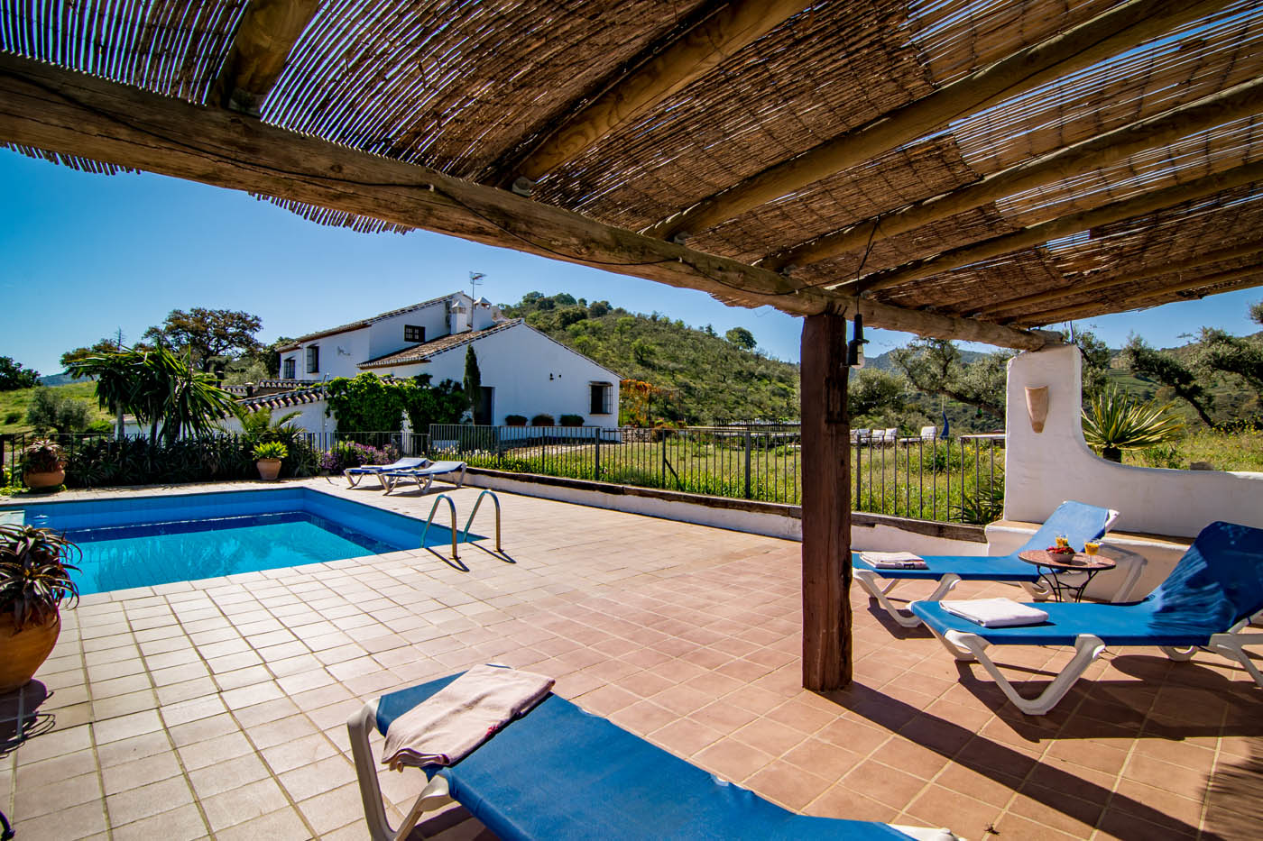 Splendid Traditional Andalucia Villa With Pool And Bronze Age Caves